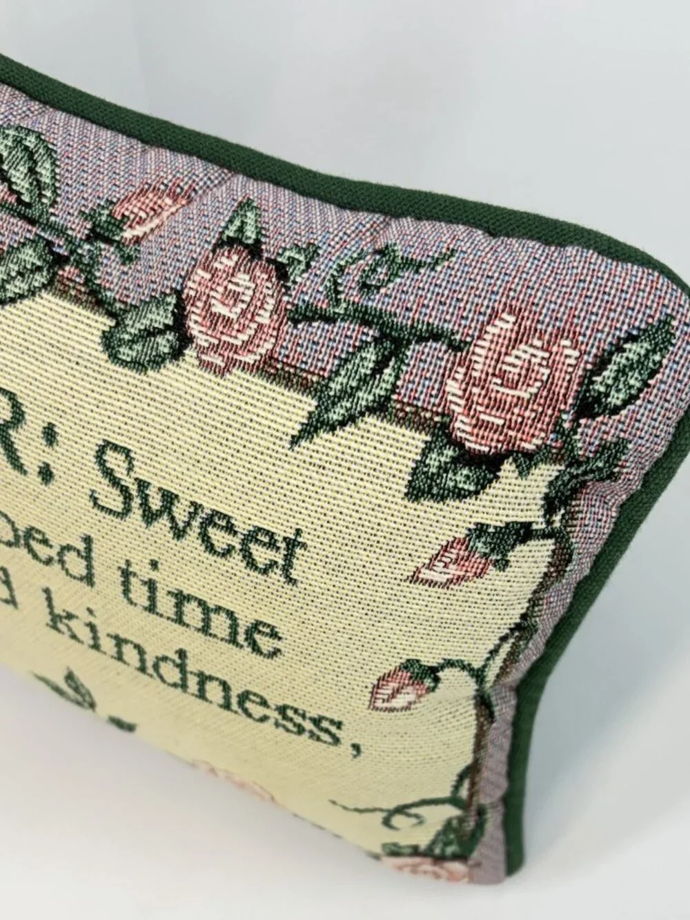 Tapestry Throw Pillow Grandmother Sweet Hugs Stories Cookies Roses Green VTG